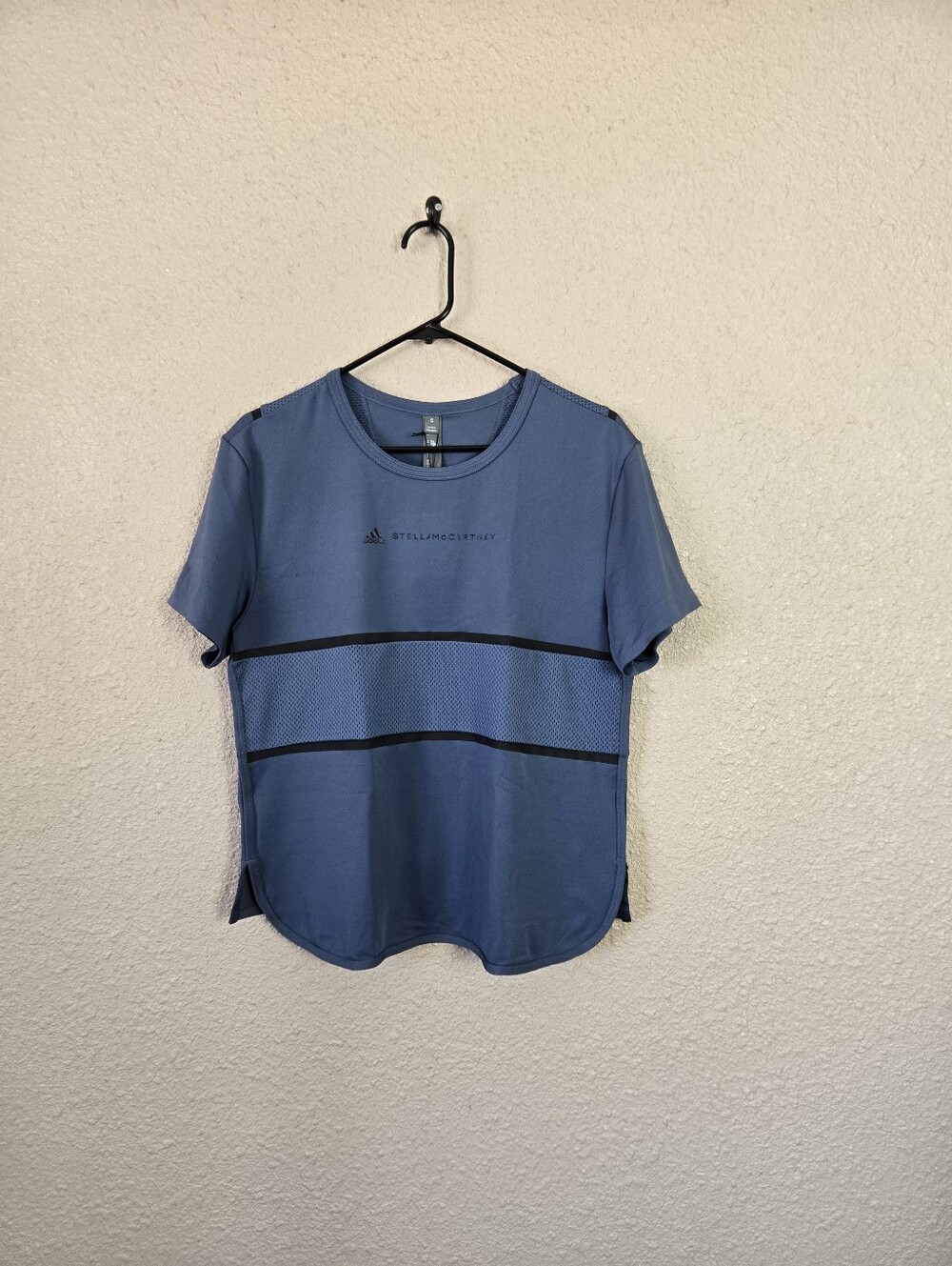 Adidas Womens Run Loose T-Shirt Size Small New With Tags #2C9039